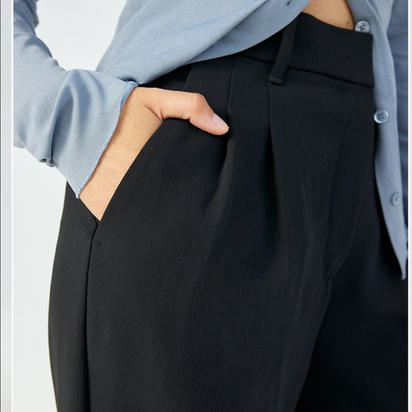 ARITZIA WILFRED EFFORTLESS PANT - SIZE 0 - SHORT LENGTH - BLACK - BACKORDERED - Picture 7 of 7